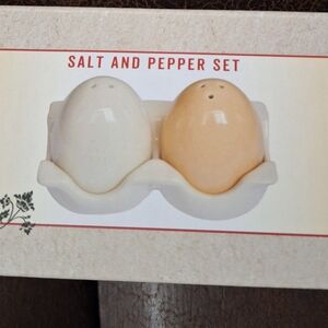 Egg-Shaped Salt and Pepper Shaker Set - White and Tan